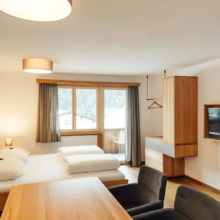 Hotel Kruezli